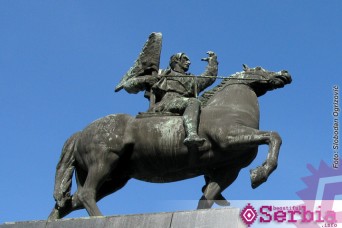 nis-spomenik2